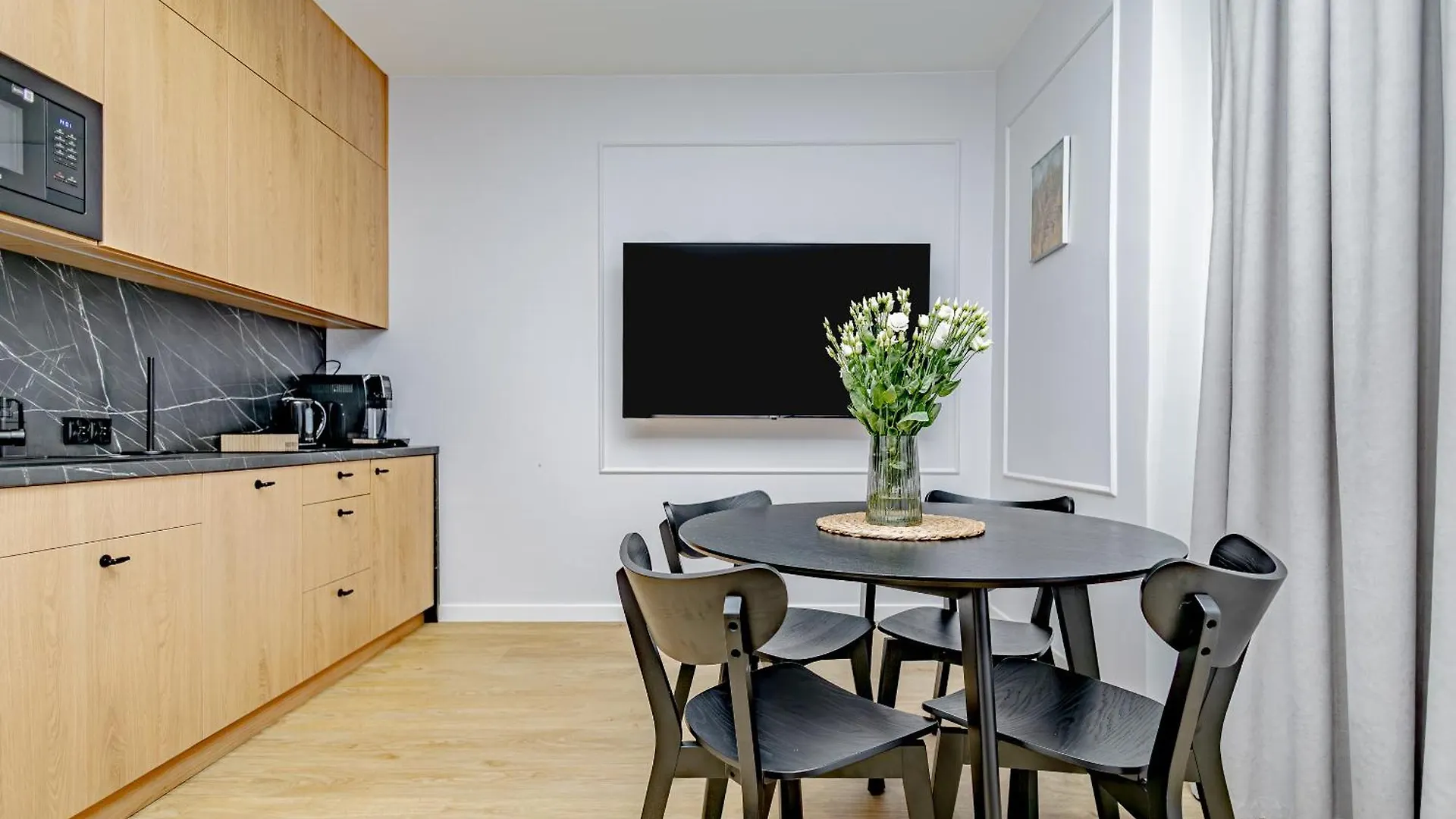 Glow Apartments - Apartamenty Studio Kozia Gdansk Srodmiescie