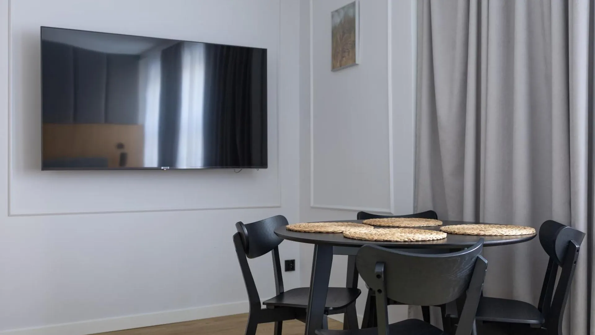 Glow Apartments - Apartamenty Studio Kozia Gdansk Srodmiescie